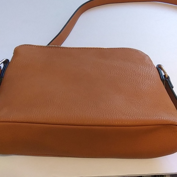 ALYSSA CROSSBODY BAG LEAD FREE& VEGAN LEATHER - Picture 6 of 8